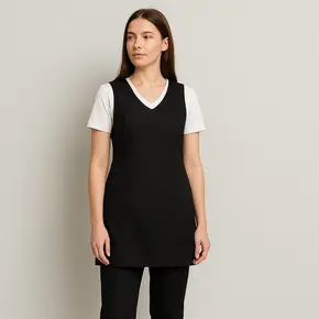 Slå-om kjole med hvid t-shirt